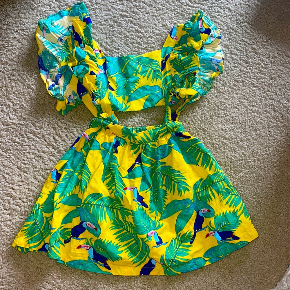 Super cute detachable dress!